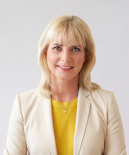 Familienministerin Ulrike Scharf
